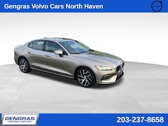 2019 Volvo S60 T6 Momentum Sedan