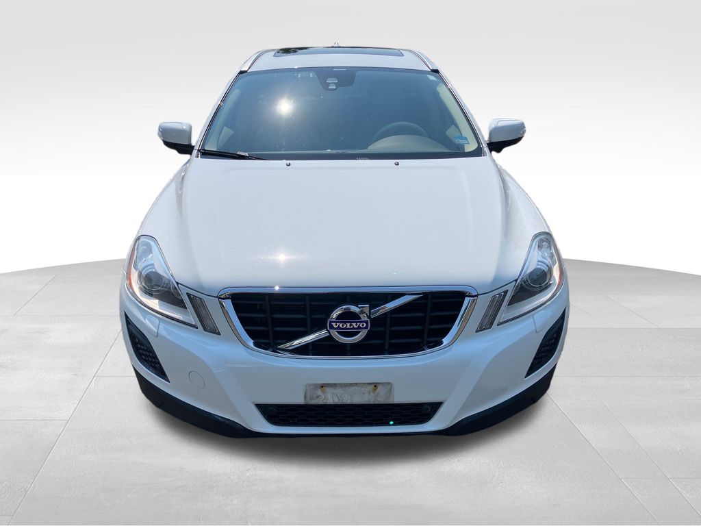 Used 2013 Volvo XC60 T6 with VIN YV4902DZ7D2367755 for sale in North Haven, CT