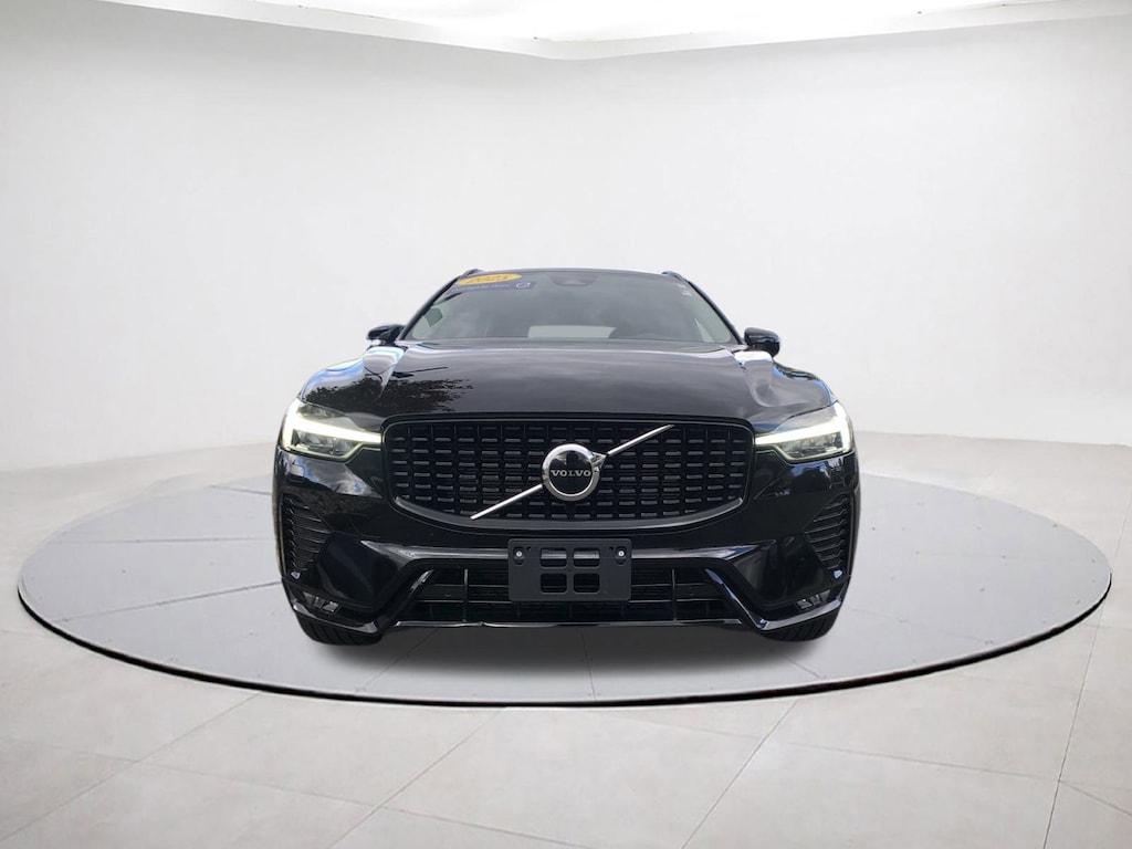Certified 2025 Volvo XC60 B5 Core SUV