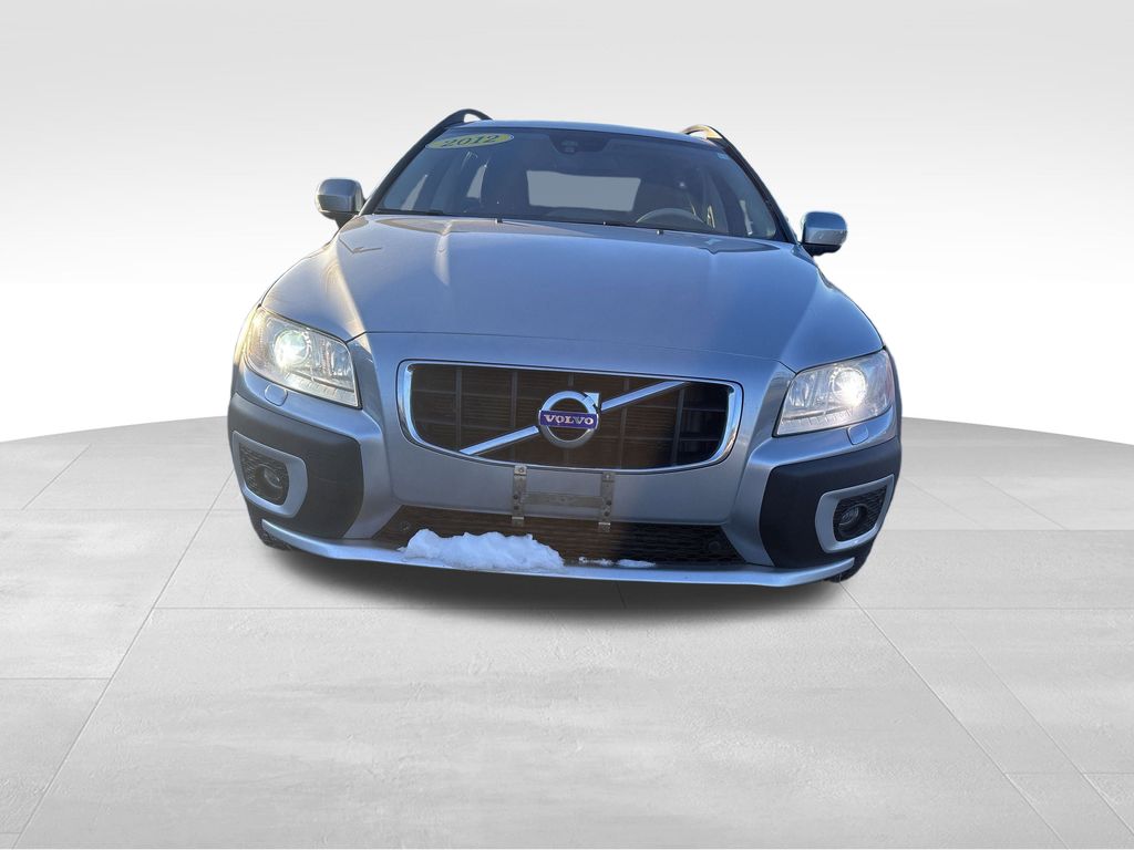Used 2012 Volvo XC70 T6 with VIN YV4902BZ7C1126592 for sale in North Haven, CT
