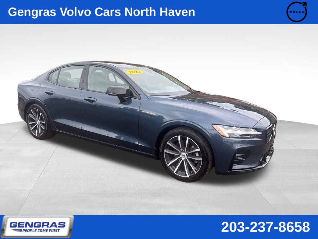 2022 Volvo S60 Momentum