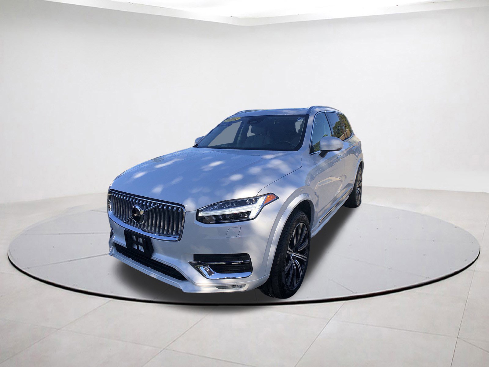 2024 Volvo XC90 B5 Core photo 3