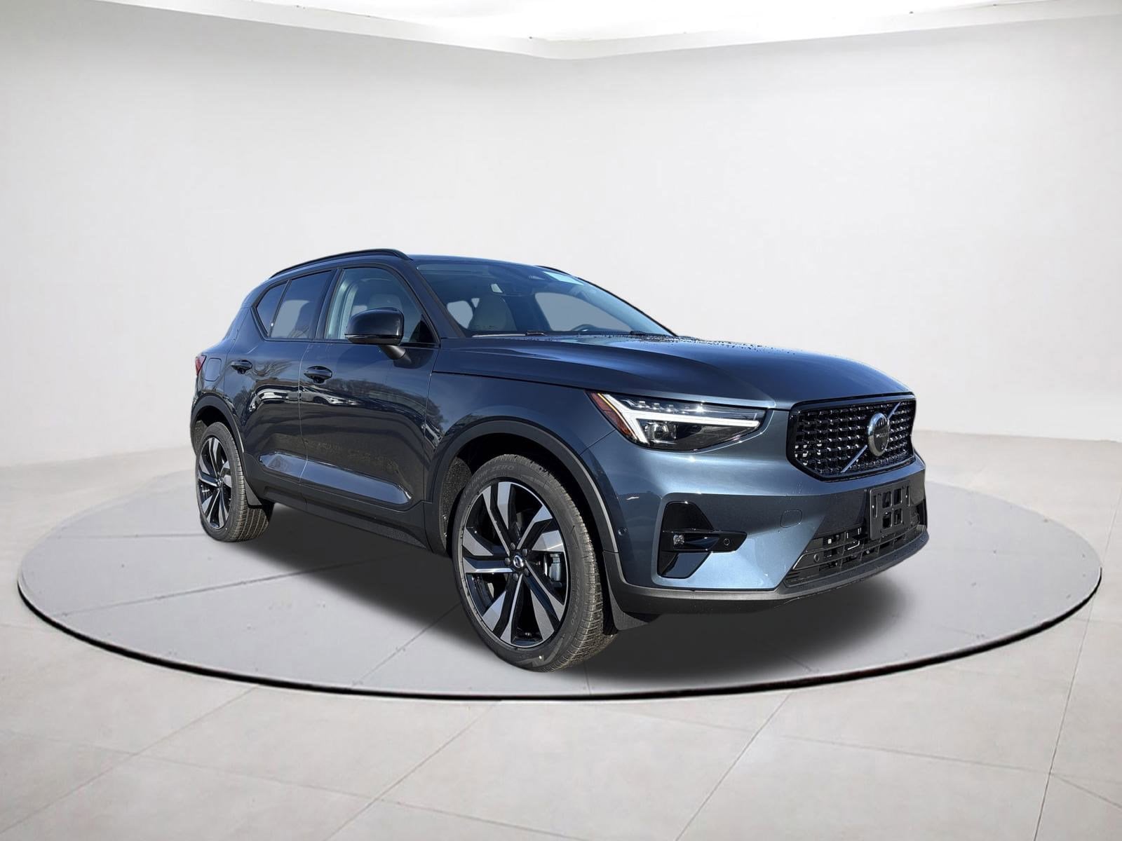 2026 Volvo XC40 Ultra's photo