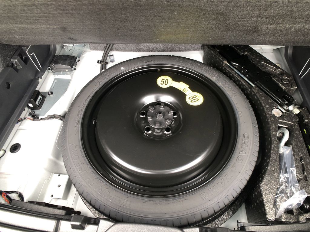 2026 Volvo XC40 Plus - Photo 43