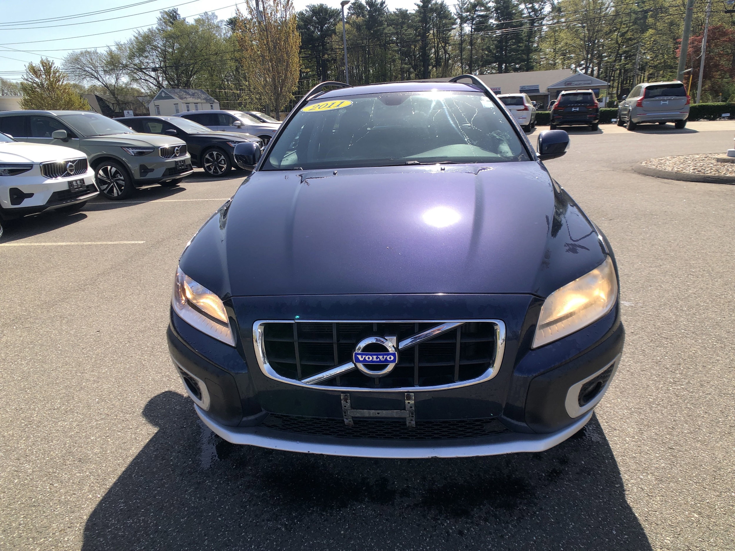 Used 2011 Volvo XC70 3.2 with VIN YV4940BZ5B1095110 for sale in North Haven, CT