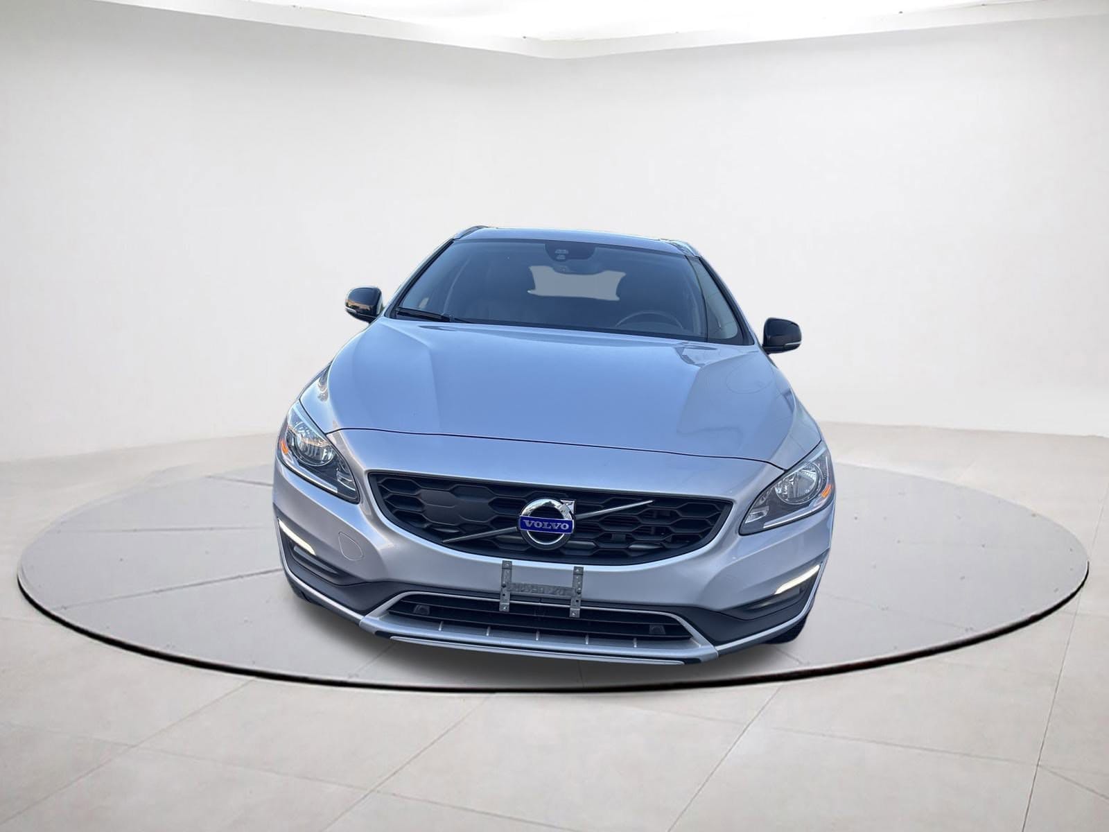 Used 2018 Volvo V60 Base with VIN YV440MWK6J2057632 for sale in North Haven, CT