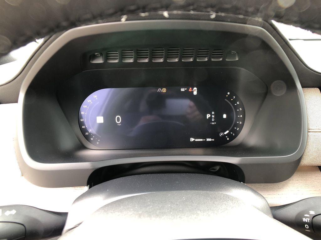 2026 Volvo XC90 Plus - Photo 20