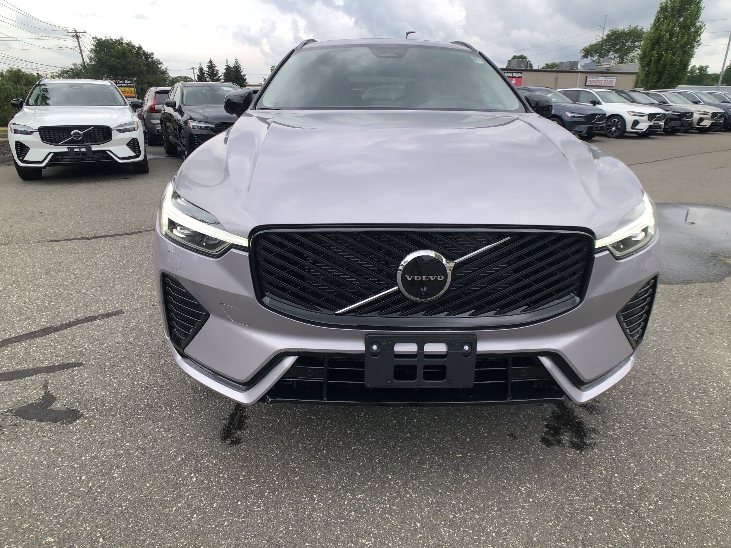 2026 Volvo XC60 B5 Plus photo 2