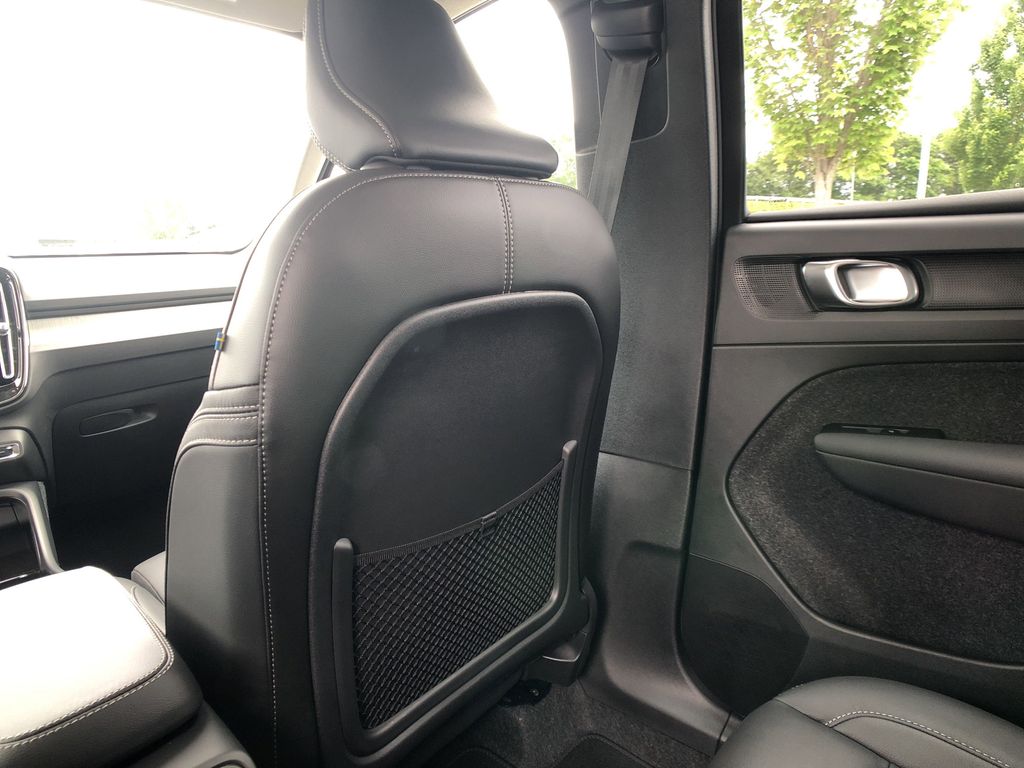 2026 Volvo XC40 Ultra - Photo 35