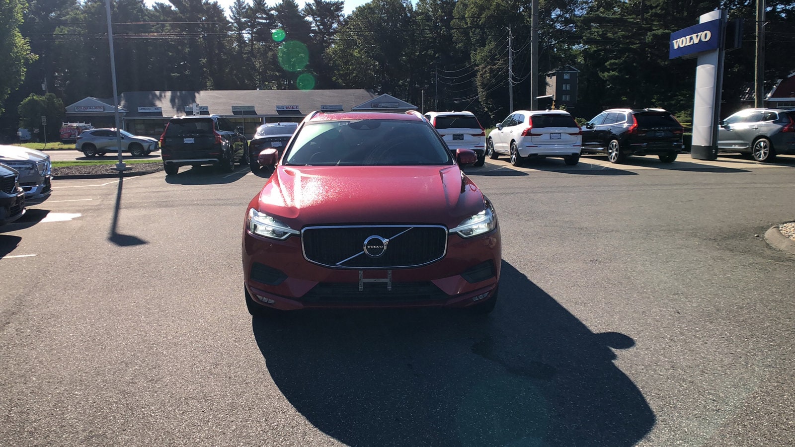 Used 2018 Volvo XC60 Momentum with VIN YV4A22RK9J1029813 for sale in North Haven, CT