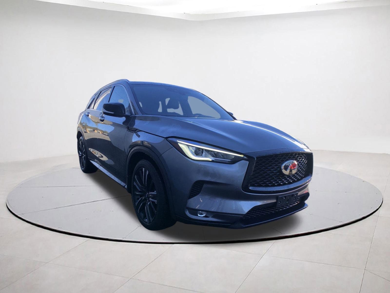 2022 Infiniti QX50 Luxe photo 3