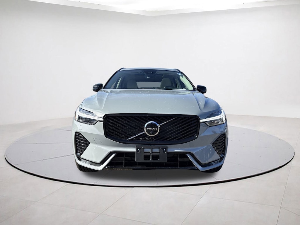New 2026 Volvo XC60 B5 Ultra SUV