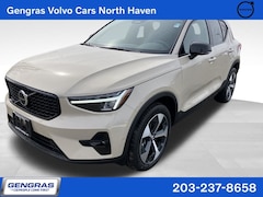 2026 Volvo XC40 B5 Plus AWD SUV