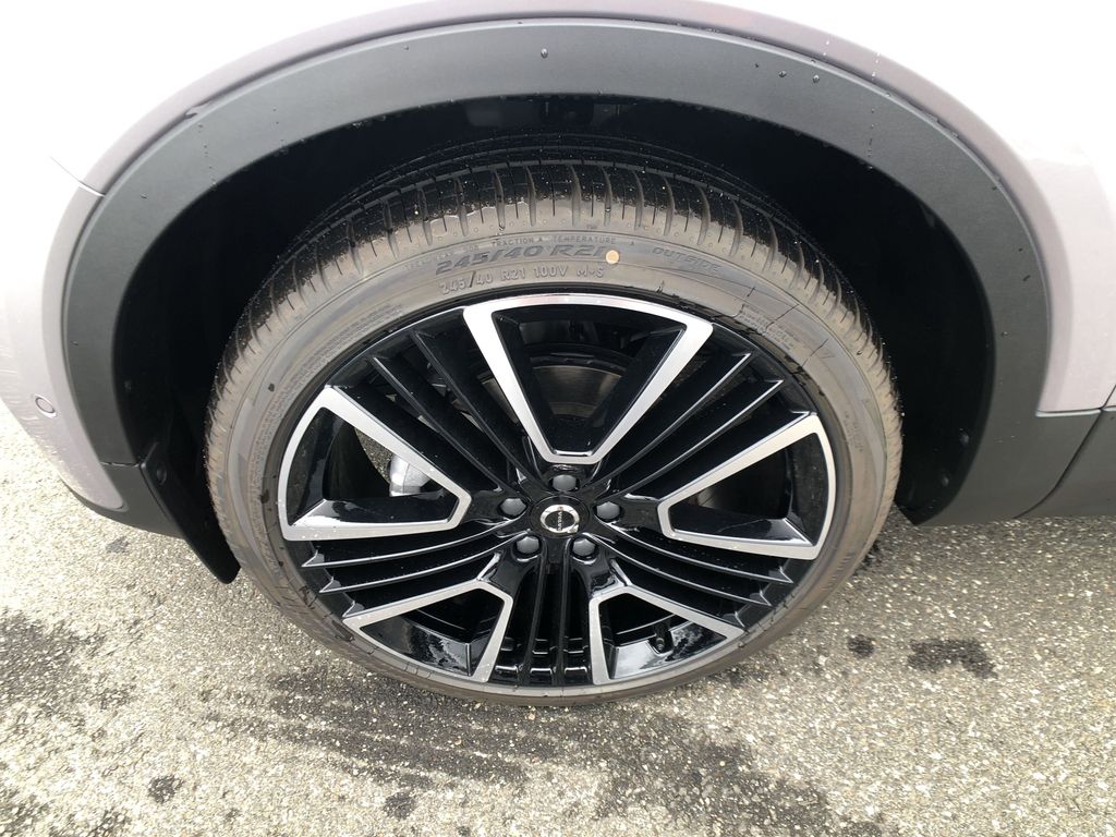 2026 Volvo XC40 Ultra - Photo 11