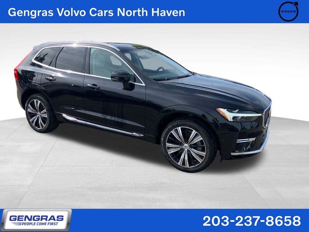 2023 Volvo XC60 T8 Plus Bright Theme AWD's photo