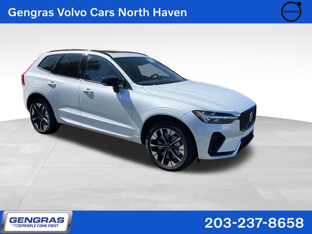 2026 Volvo XC60 T8 Plus Dark AWD's photo