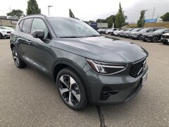 2026 Volvo XC40 B5 Plus SUV
