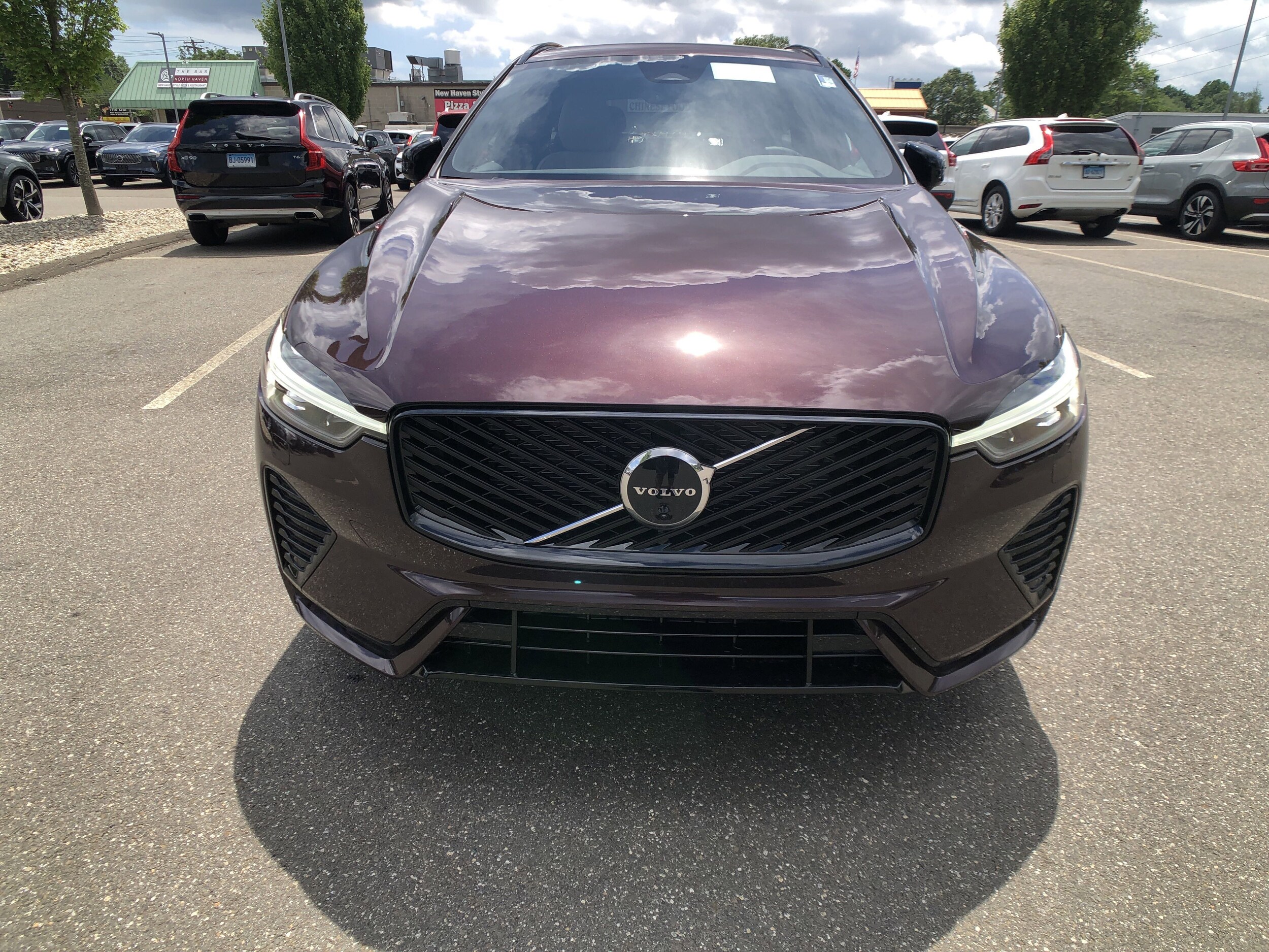 2026 Volvo XC60 B5 Plus photo 2