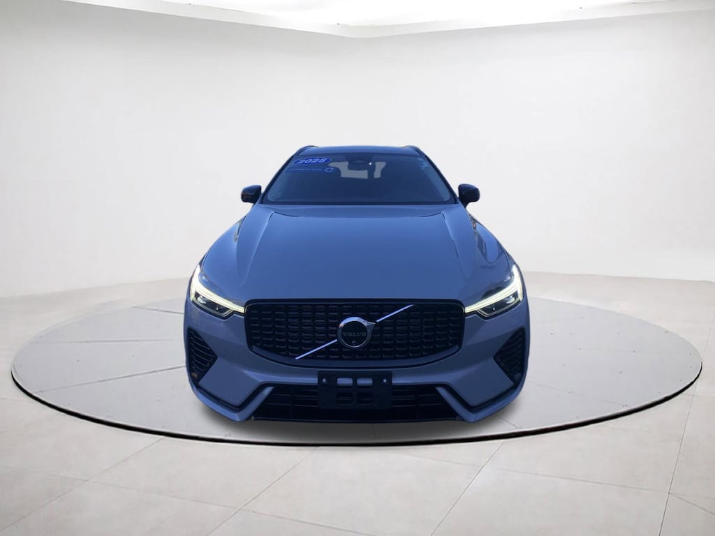 Certified 2025 Volvo XC60 plug-in hybrid T8 Plus SUV