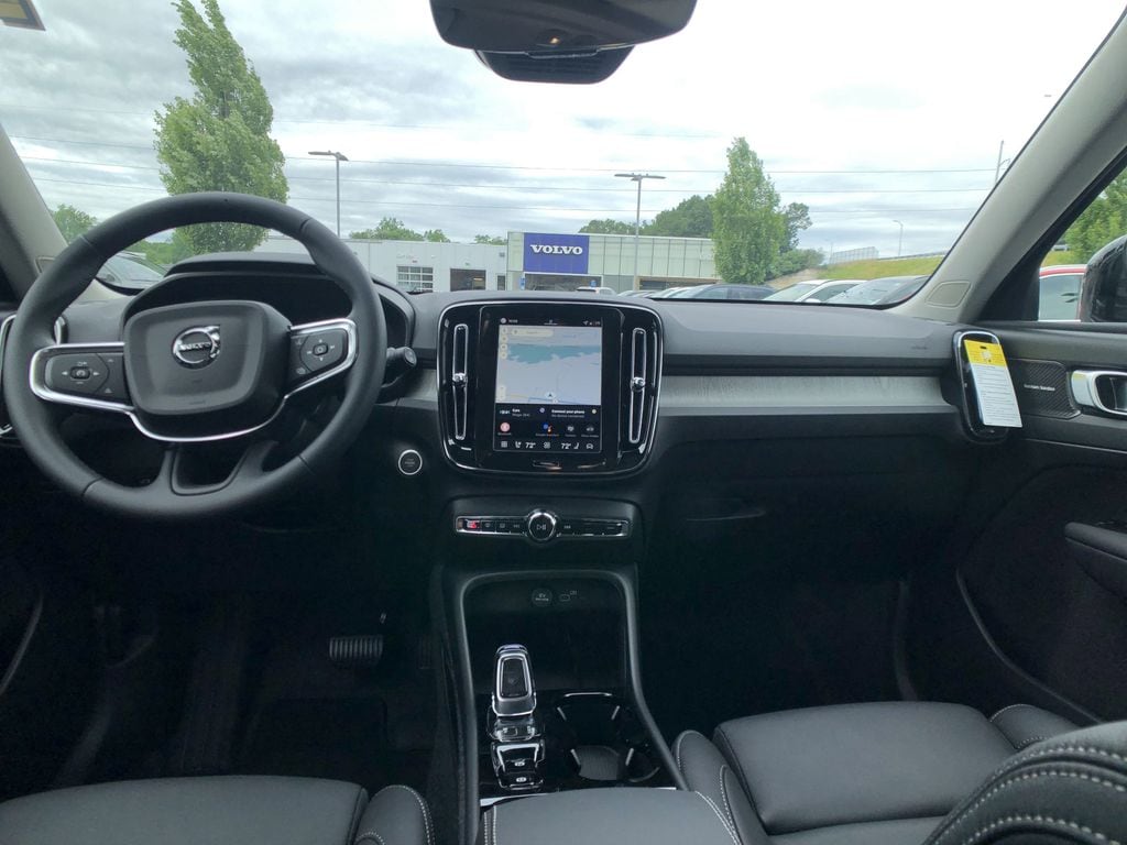 2026 Volvo XC40 Ultra - Photo 33
