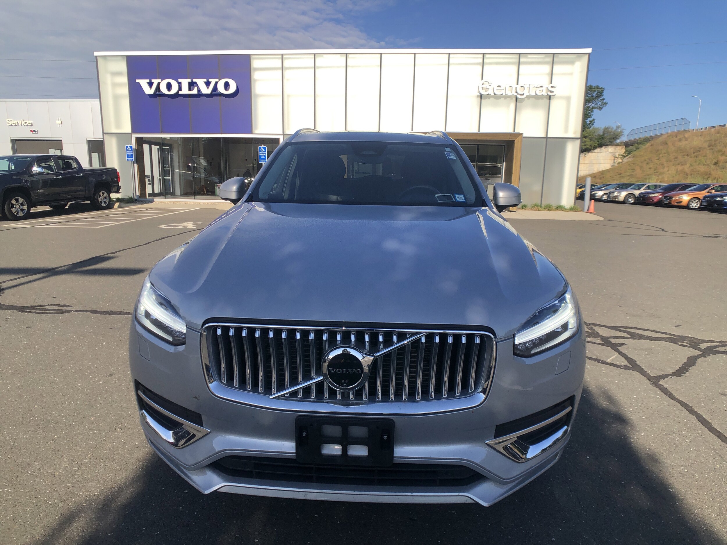 2024 Volvo XC90 B5 Plus photo 2