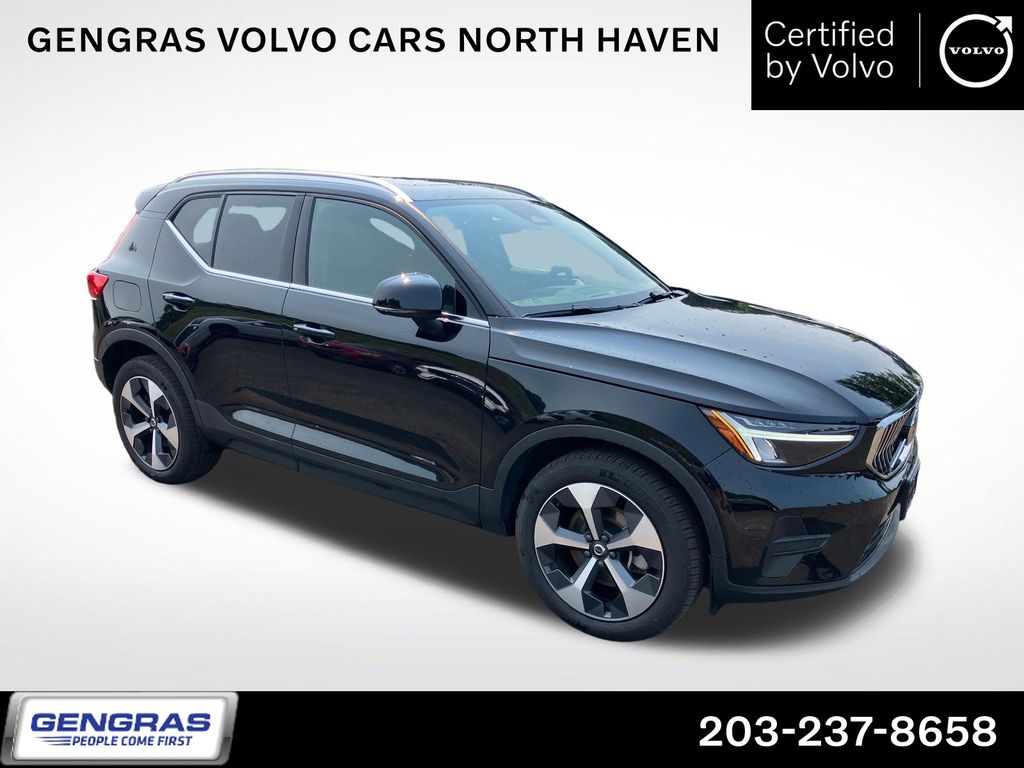 2024 Volvo XC40