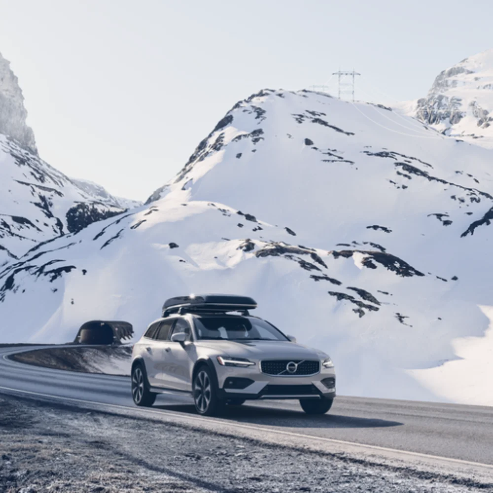 Holiday%20Travel%20in%20Your%20Volvo_%20Feature%20Settings_%20Safety%20Checks%20_%20Winter%20Routes.webp