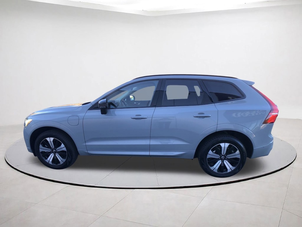 Certified 2025 Volvo XC60 plug-in hybrid T8 Plus SUV