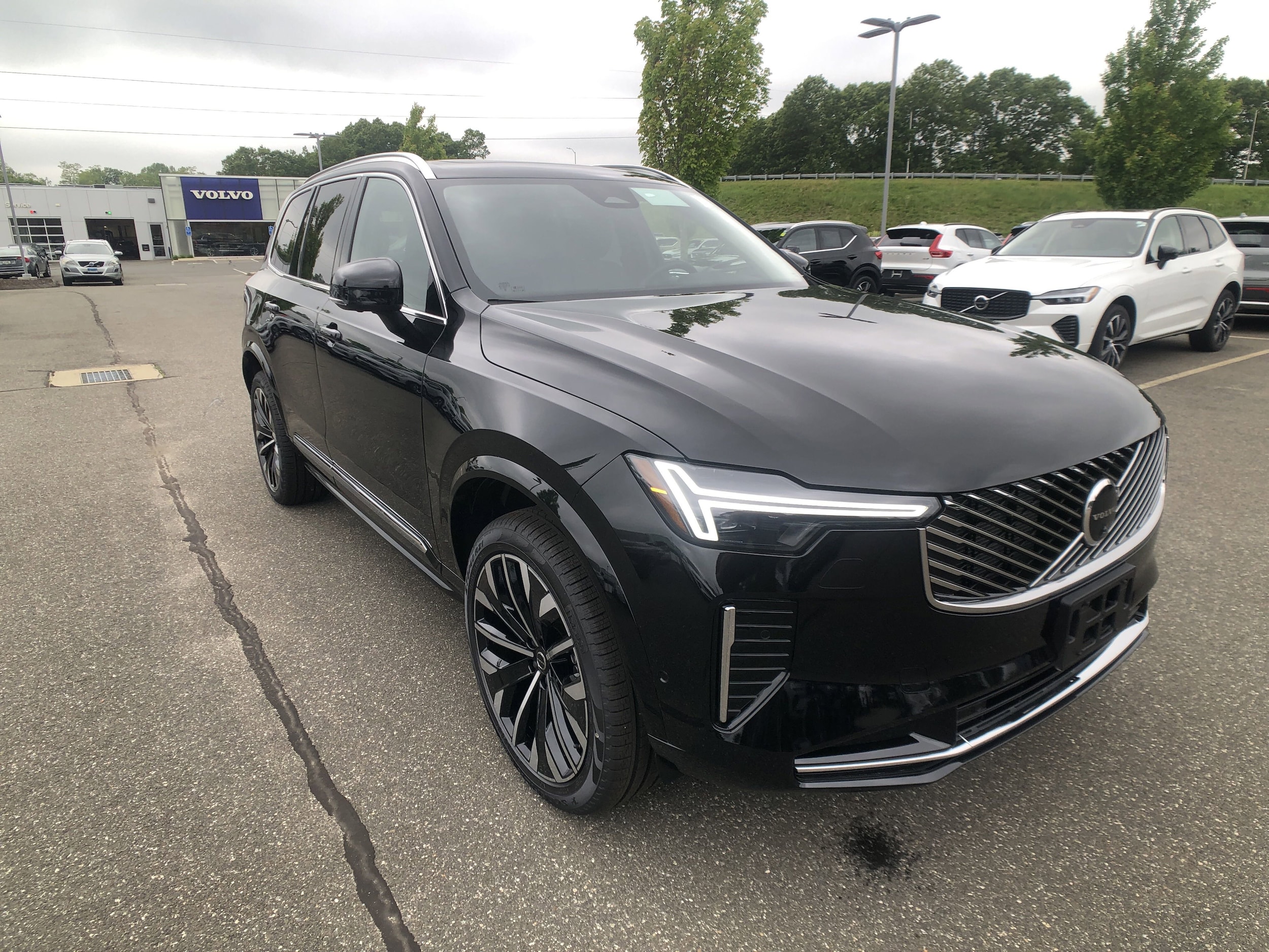 2025 Volvo XC90 SUV 