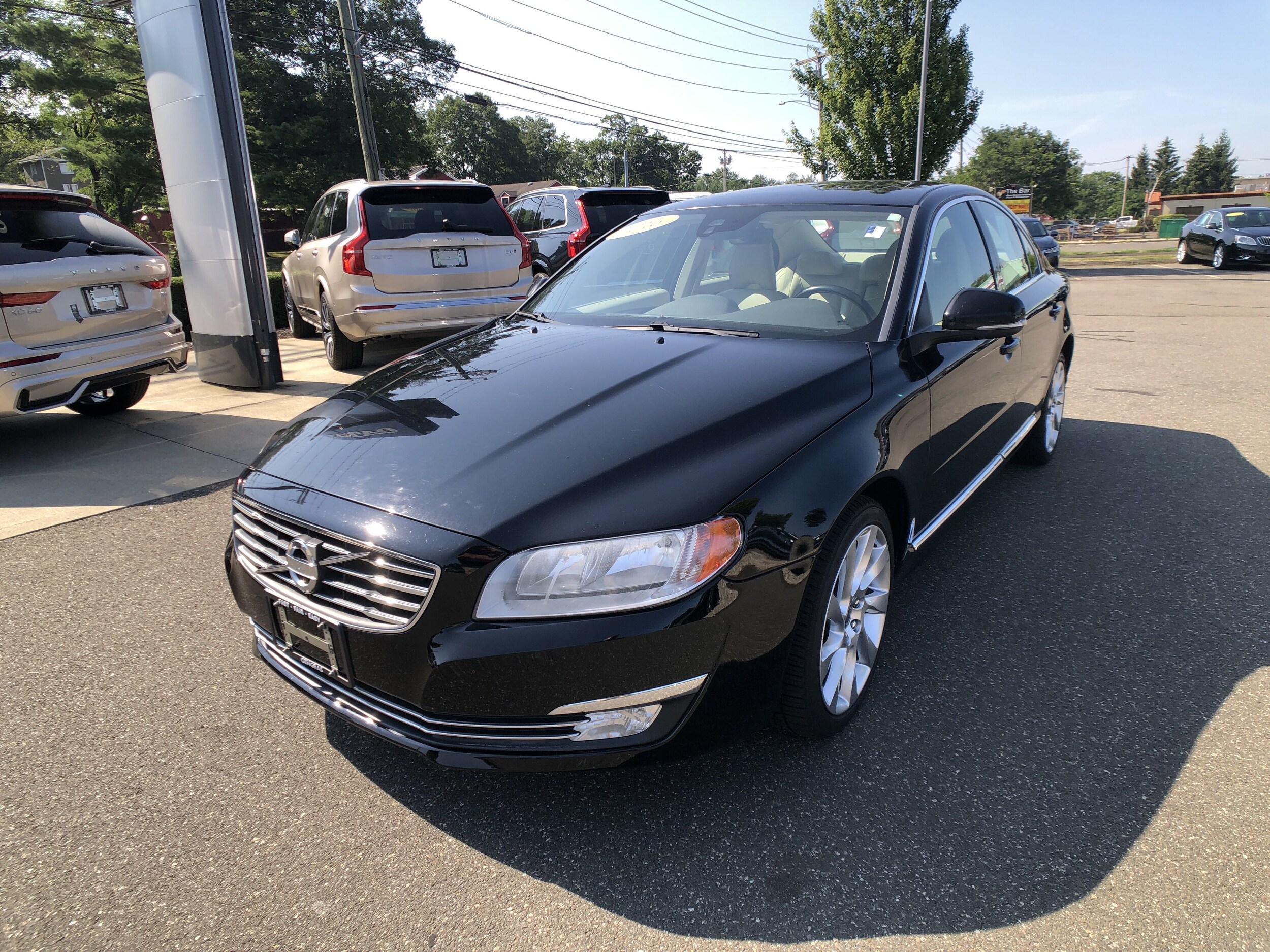2016 Volvo S80 T5 Drive-E photo 2