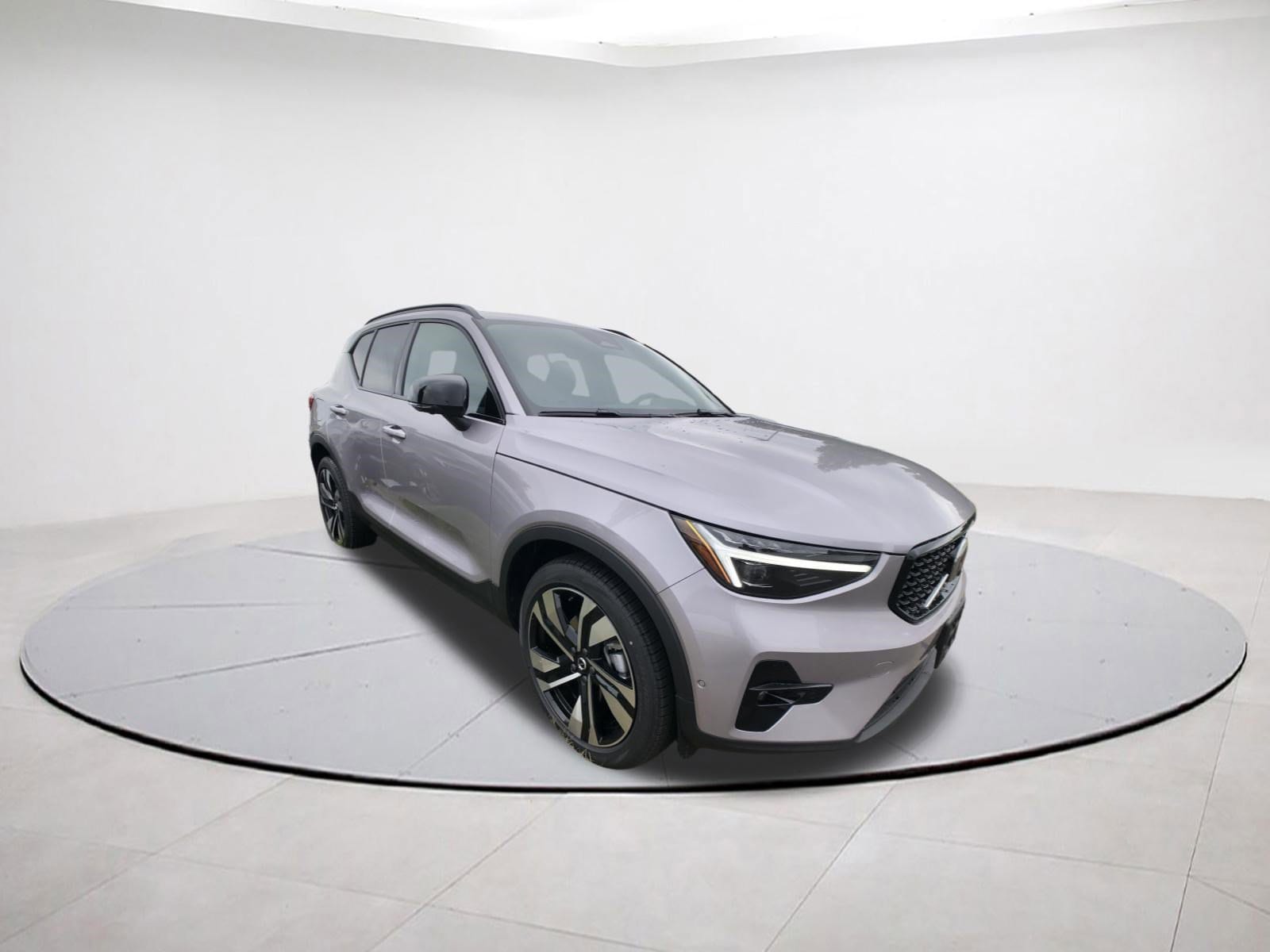2026 Volvo XC40 Ultra's photo