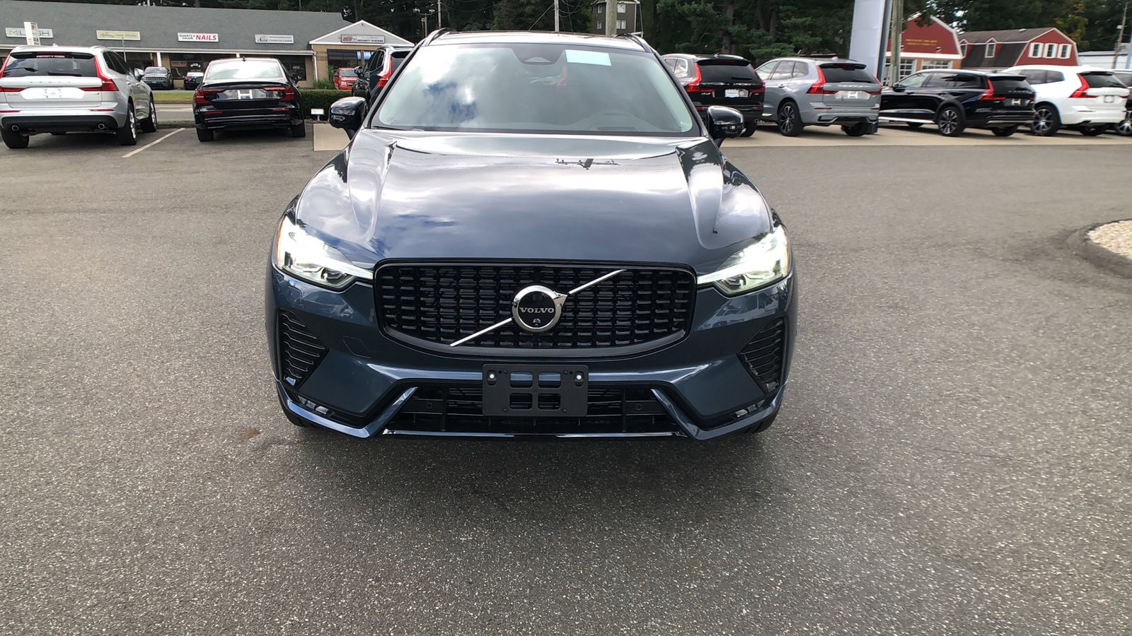 Certified 2025 Volvo XC60 Ultra with VIN YV4M12RM2S1007042 for sale in North Haven, CT