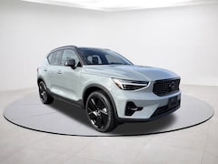 2026 Volvo XC40 B5 Ultra Black Edition AWD SUV