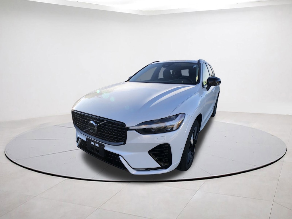 Certified 2025 Volvo XC60 plug-in hybrid T8 Plus SUV