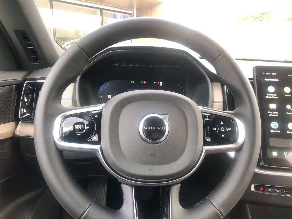2026 Volvo XC90 Plus - Photo 18