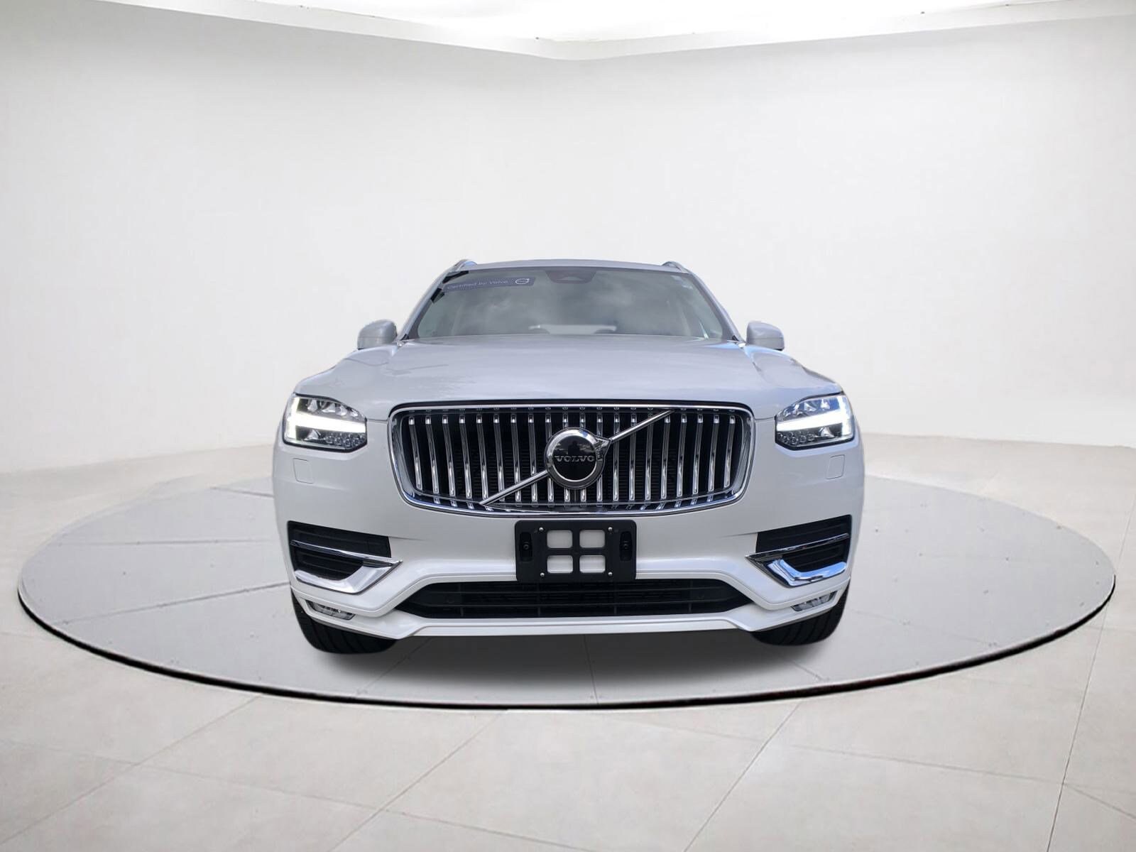 2024 Volvo XC90 B5 Core photo 2