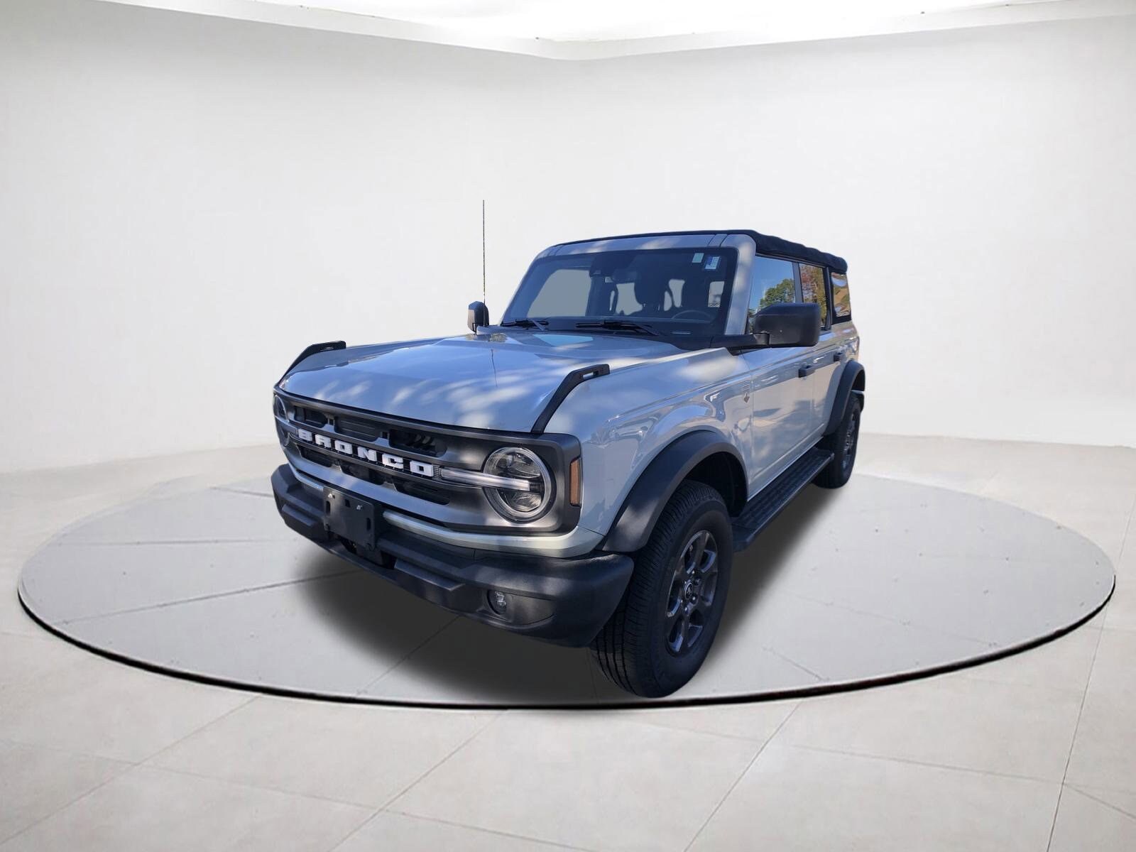 2021 Ford Bronco Base Big Bend Black Diamond Outer Banks photo 3