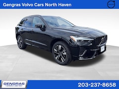 2027 Volvo XC60 B5 Core SUV V577643