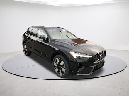 2025 Volvo XC60 plug-in hybrid T8 Plus SUV