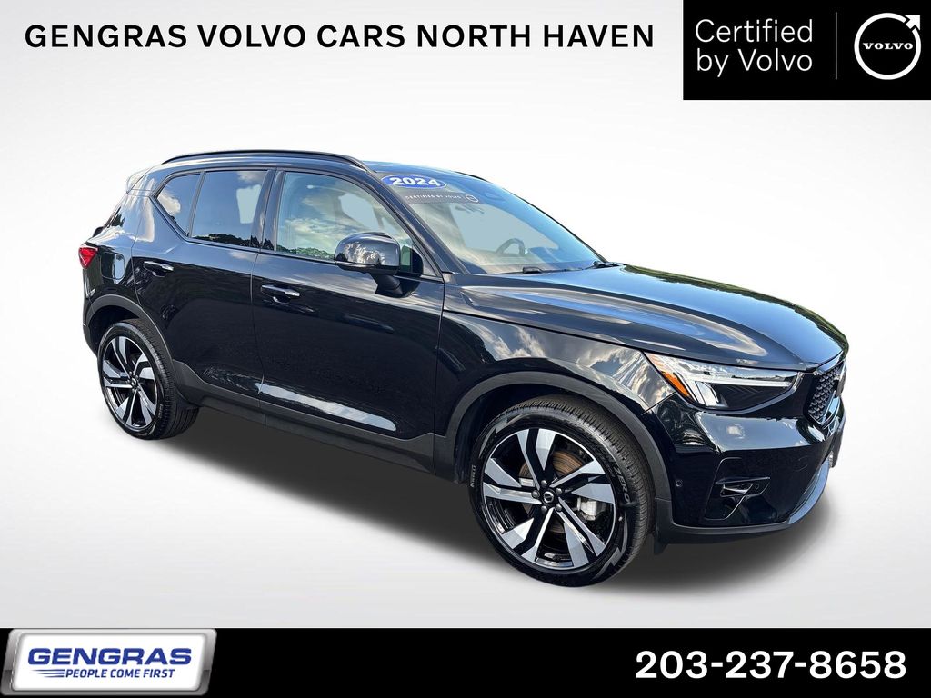 2024 Volvo XC40