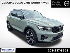 2023 Volvo XC40 B5 AWD Plus Dark SUV