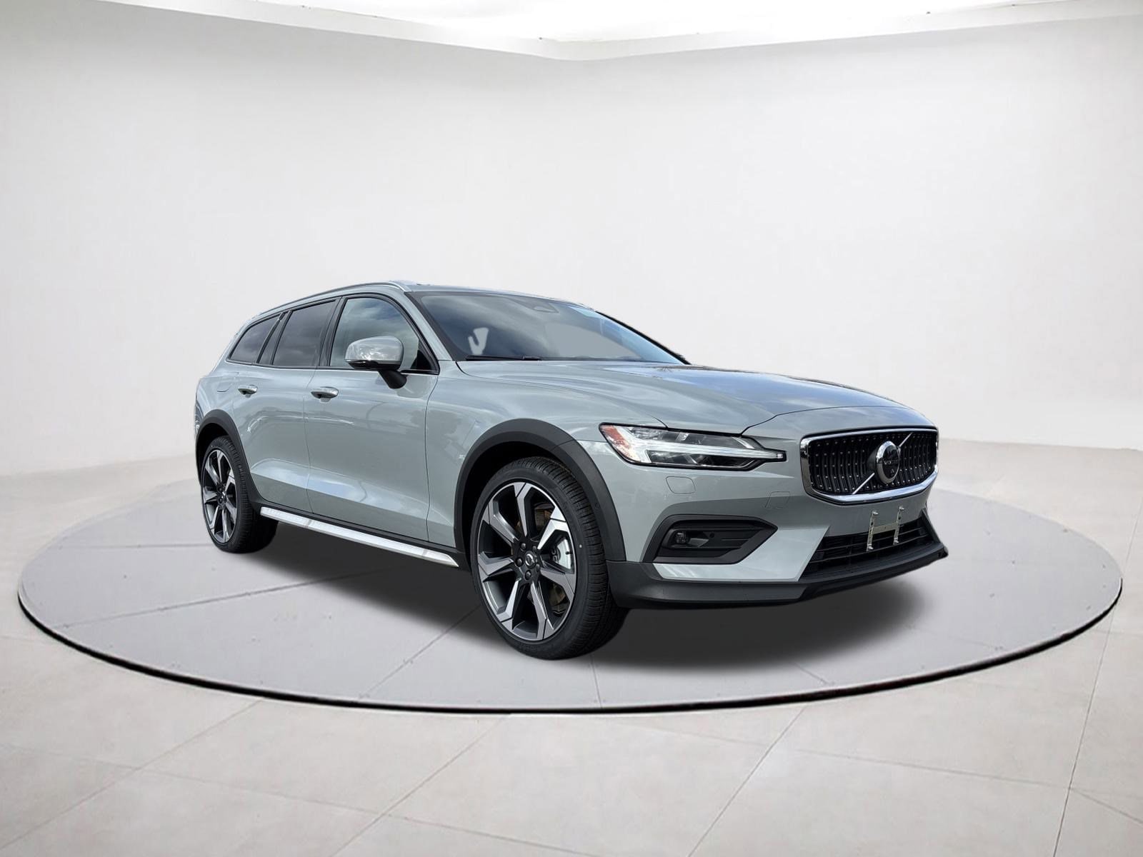2026 Volvo V60 Cross Country Ultra's photo