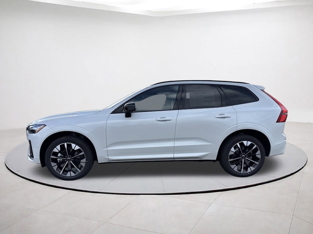 New 2026 Volvo XC60 B5 Plus SUV
