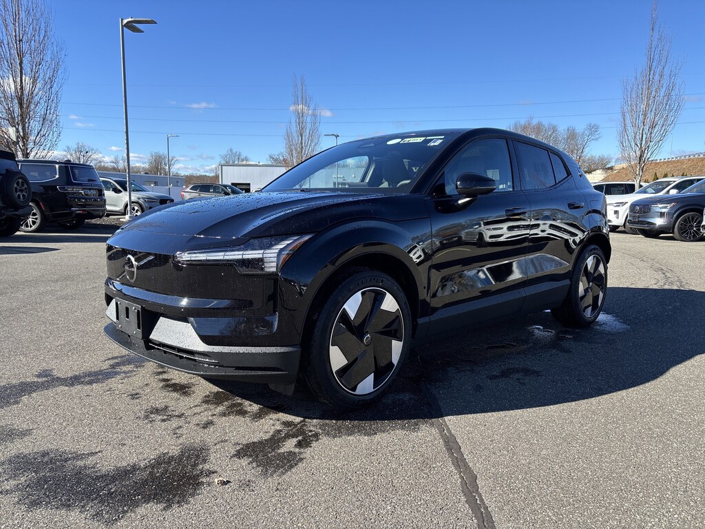 New 2026 Volvo EX30 Twin Motor Plus SUV