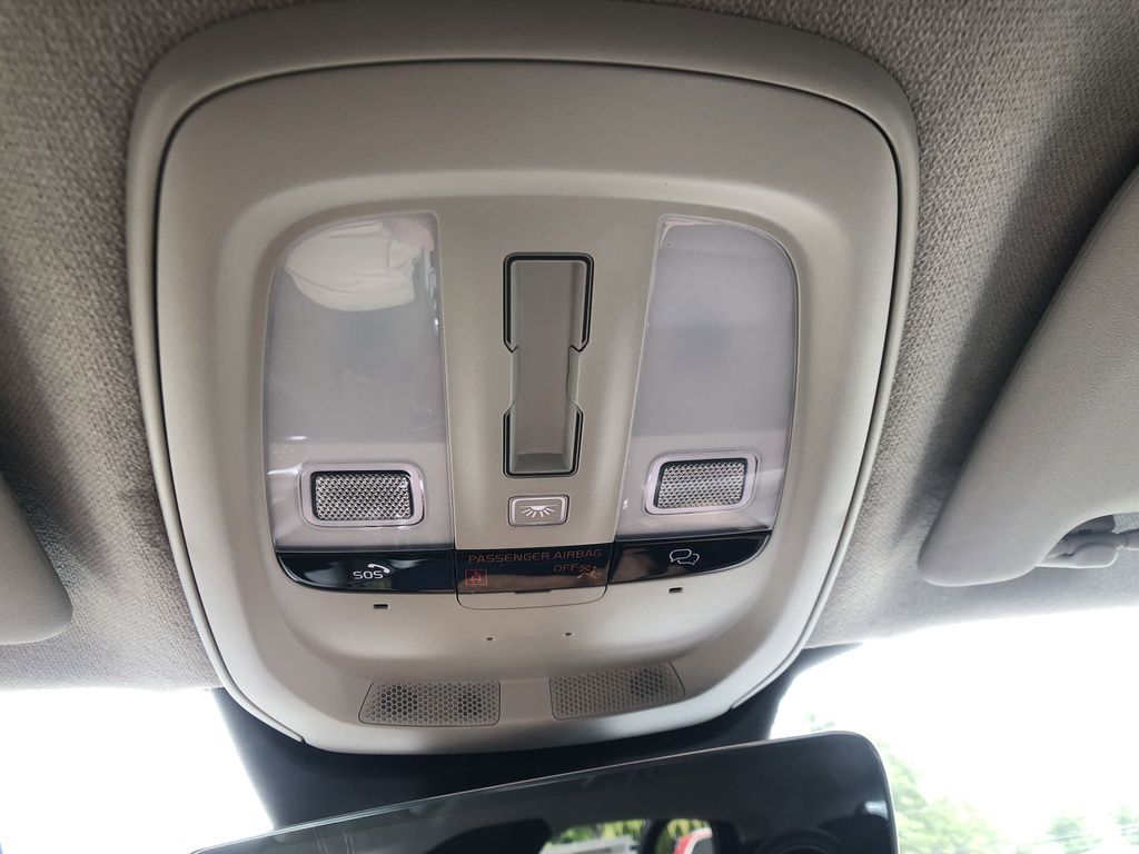 2026 Volvo XC40 Plus - Photo 23