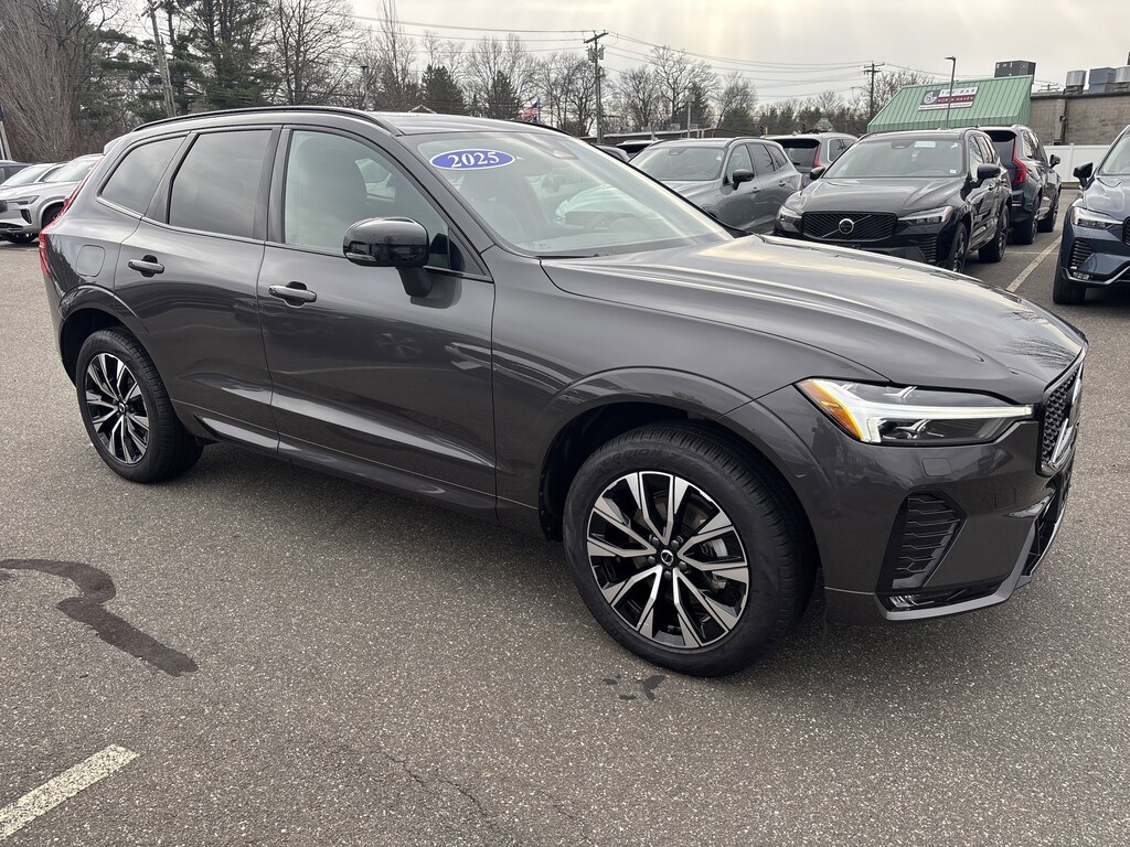 Used 2025 Volvo XC60 B5 Core SUV