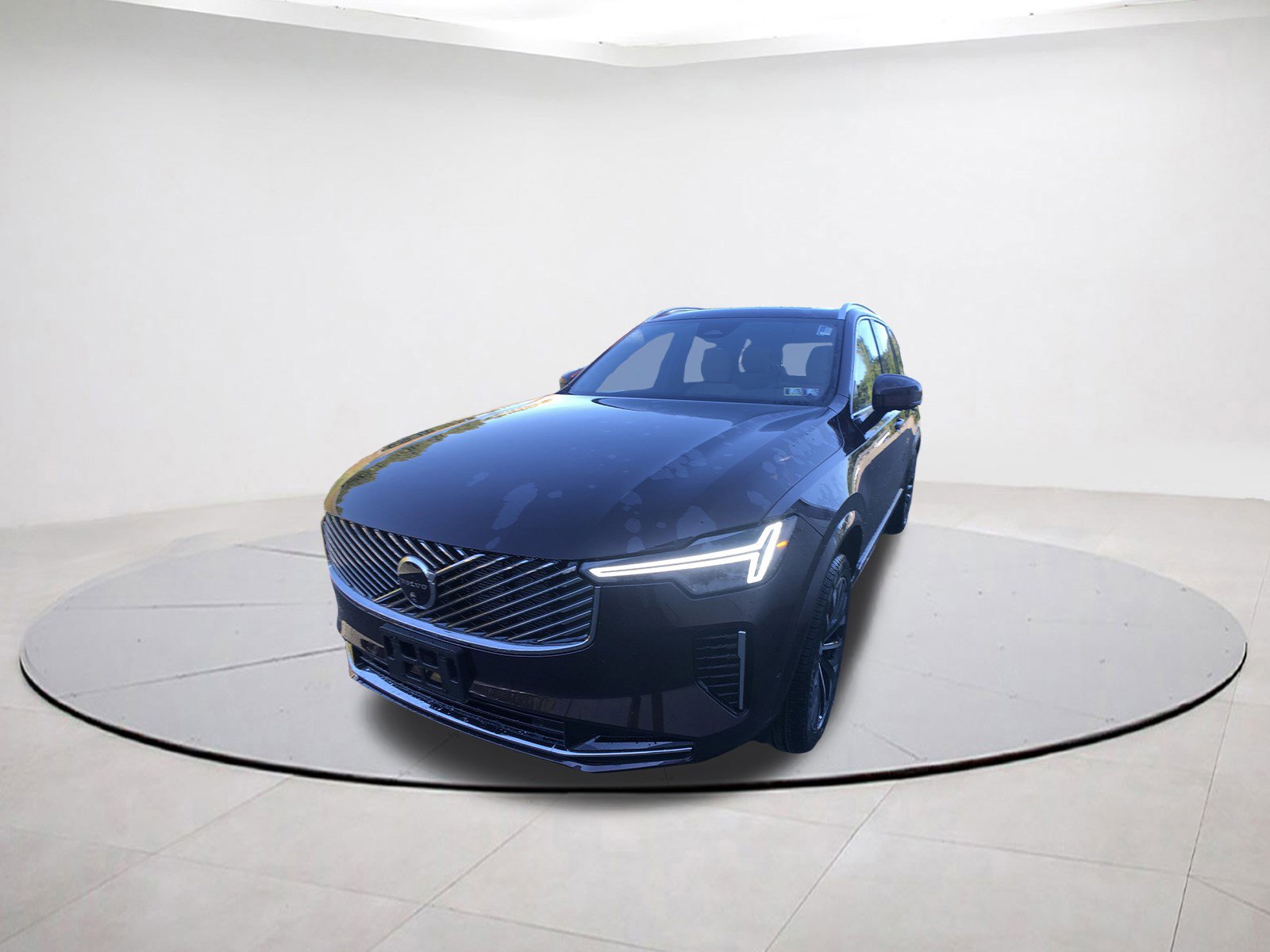 2026 Volvo XC90 Sport B5 AWD Plus photo 3