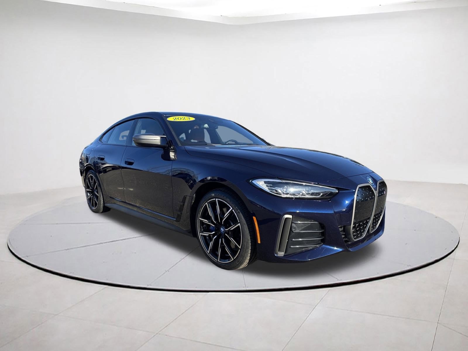 2023 BMW i4 M50's photo