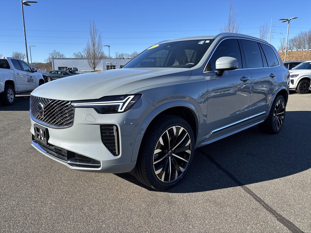 Certified 2025 Volvo XC90 B6 (2025.5) Plus 7-Seater SUV