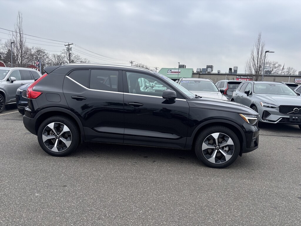 Certified 2025 Volvo XC40 B5 Plus Bright Theme SUV